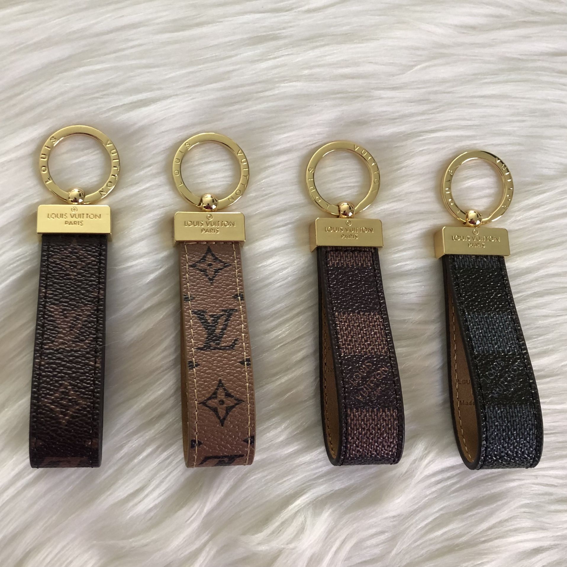 Style Redux: Louis Vuitton Key Chains  Louis vuitton monogram, Louis  vuitton handbags crossbody, Louis vuitton