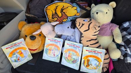 Vintage Winnie the pooh lot.