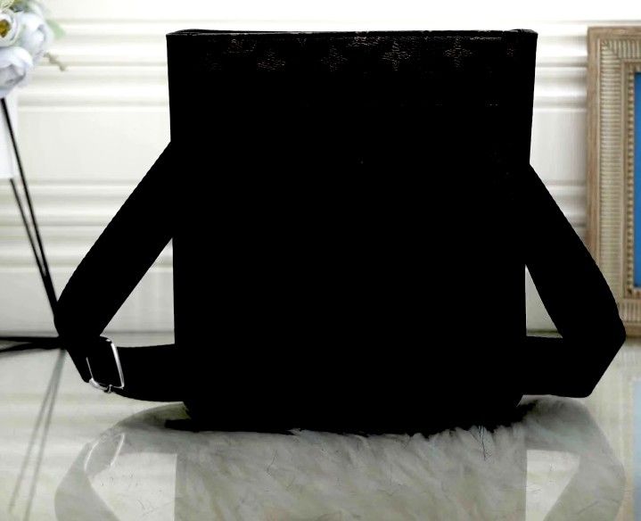 Purse. Bag. Shoulder Bag. Handbag. Tote. Men Crossbody. Men Shoulder Bag