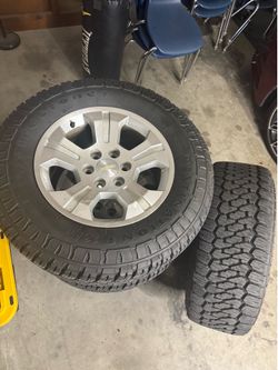 OEM Chevrolet 18” 6-Lug Wheels & Firestone – LT285/65R18 – Set of 4