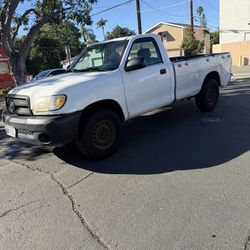2003 Toyota tundra 8ft long bed