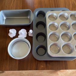 7-Piece Assorted Baking Molds