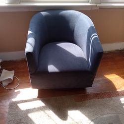 Swivel Couch