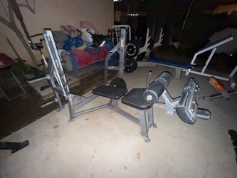 Decline bench press