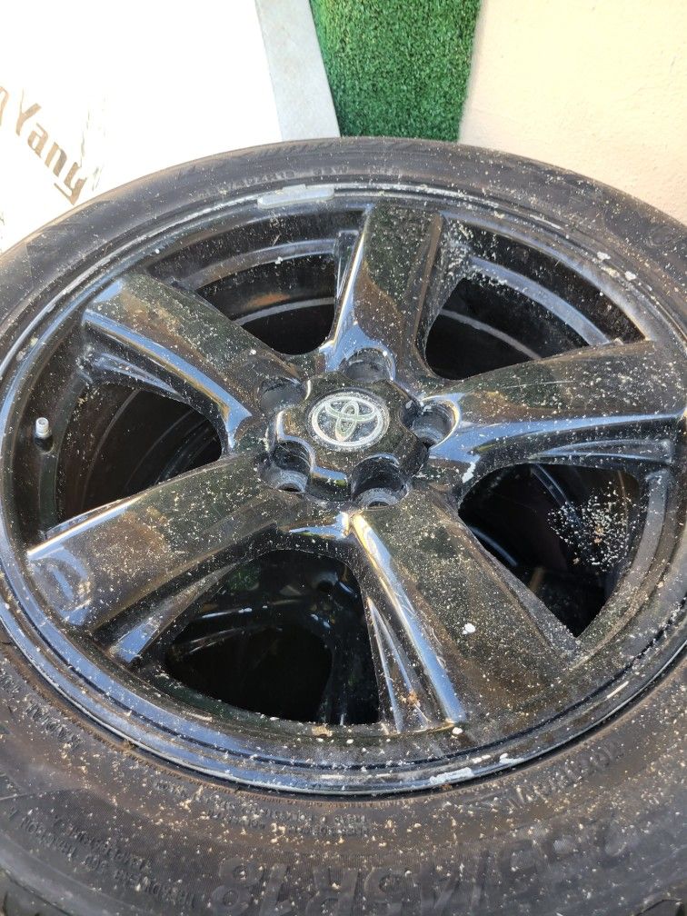 toyota tacoma x-runner rims