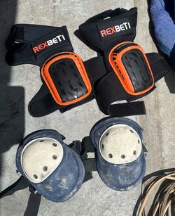 Two pair of kneepads!