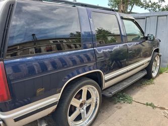 Chevy Tahoe LT 4 door blue