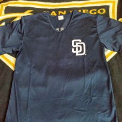 SAN DIEGO PADRES SHIRT SIZE XL YOUTH 