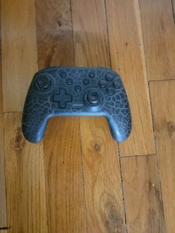 Wireless Gaming controller with LEDs