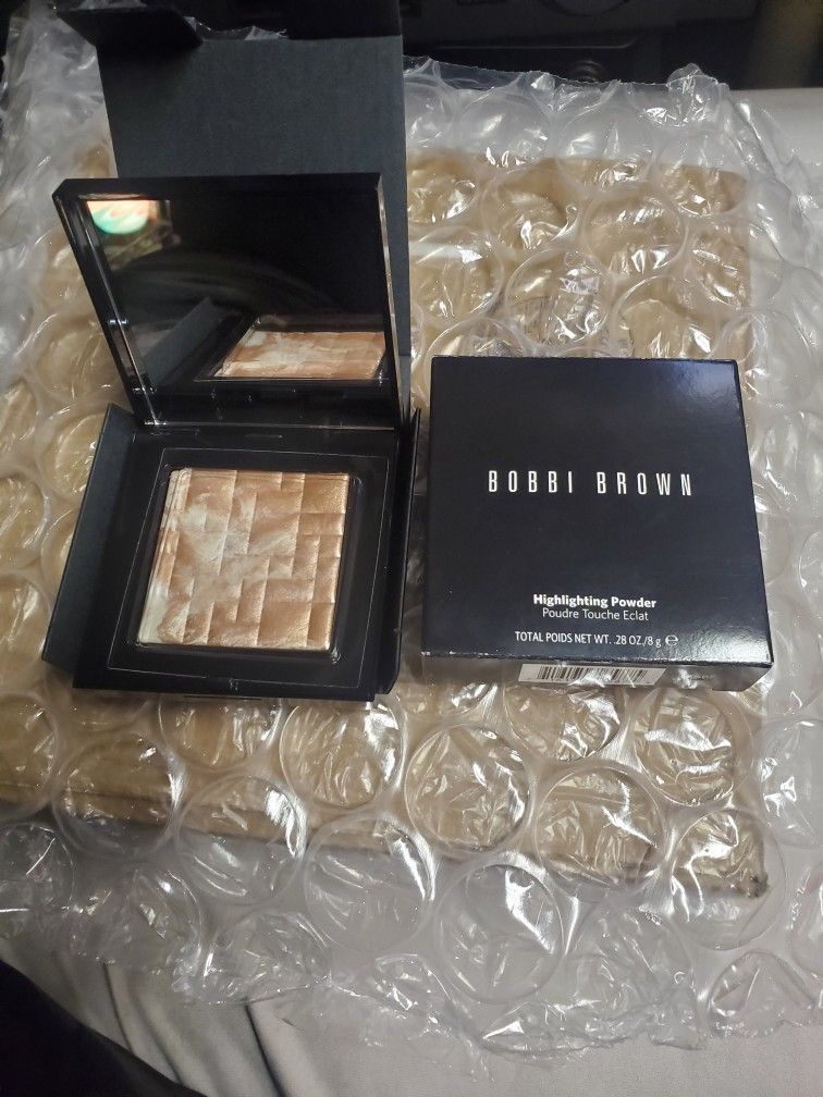 Bobbi Brown Cosmetics Highlighter Pink Glow
