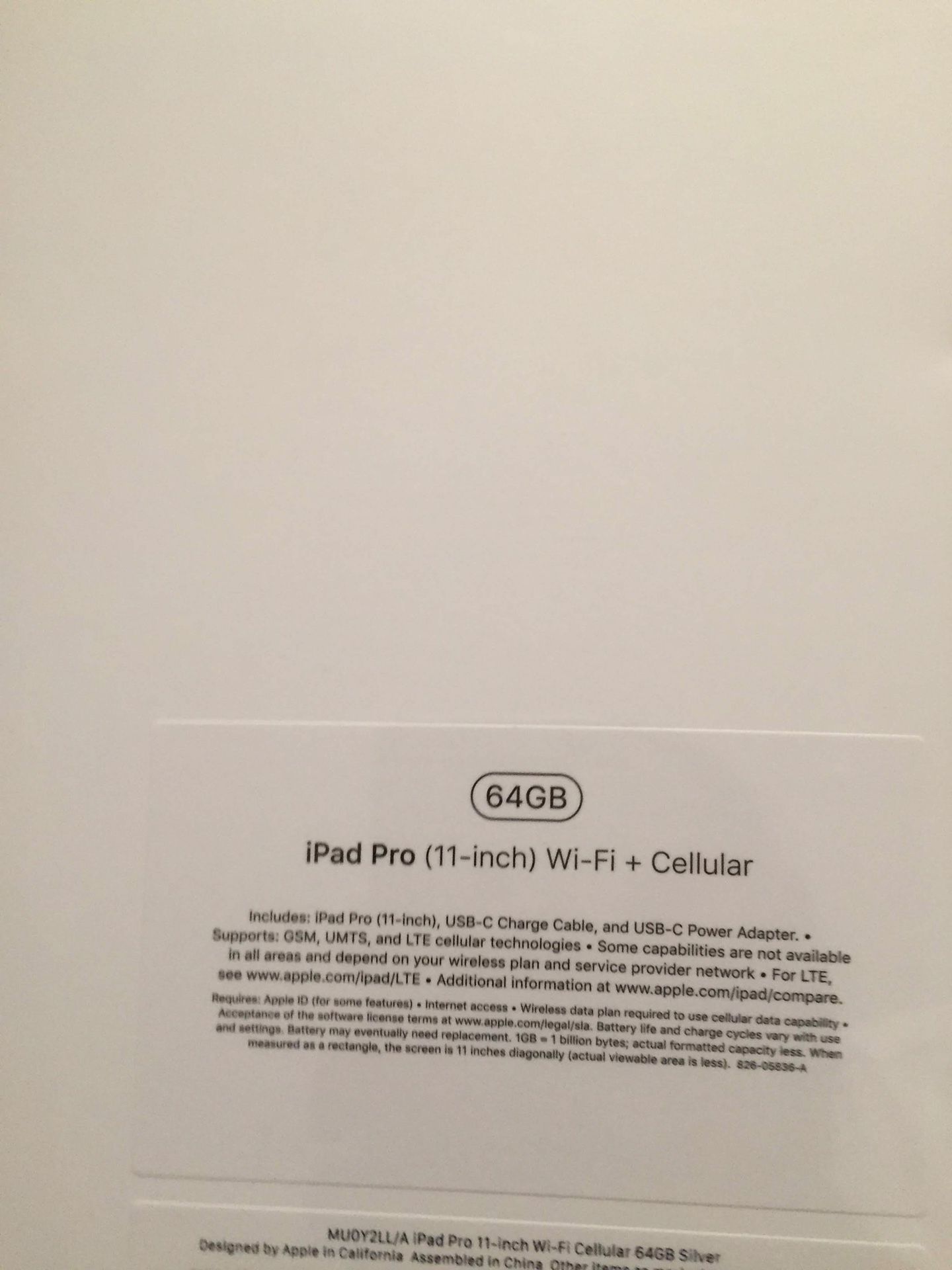 iPad Pro 11 inch WiFi + cellular comes with pen
