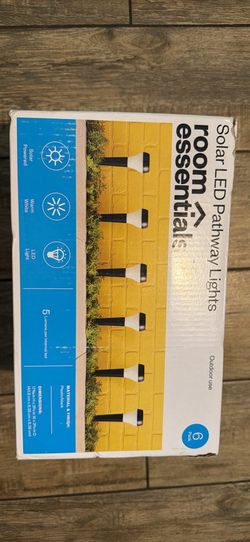 Room Essentials Solar LED Pathway Lights