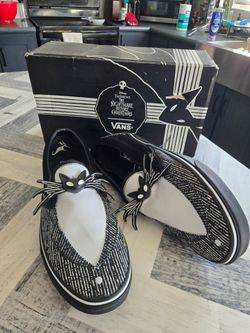 Jack skellington vans