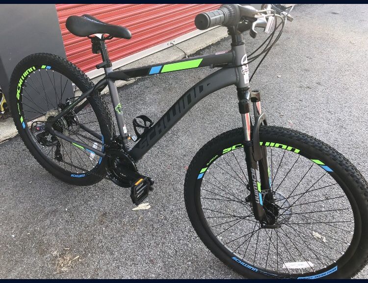 SCHWINN 27.5 Mountain Bike