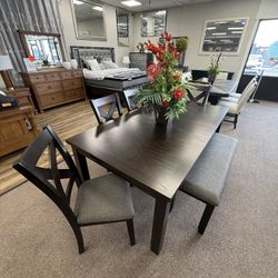 6 PC DINING TABLE 