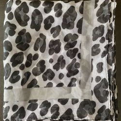 Ye Lin Black and White Animal Print Square 19x19”(48cm x 48cm) Scarf