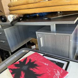 Modern Office Desk with storage 