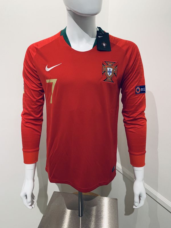 Cristiano Ronaldo long sleeve jersey for Sale in Miami, FL