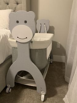 Dream On Me Cub Portable Bassinet