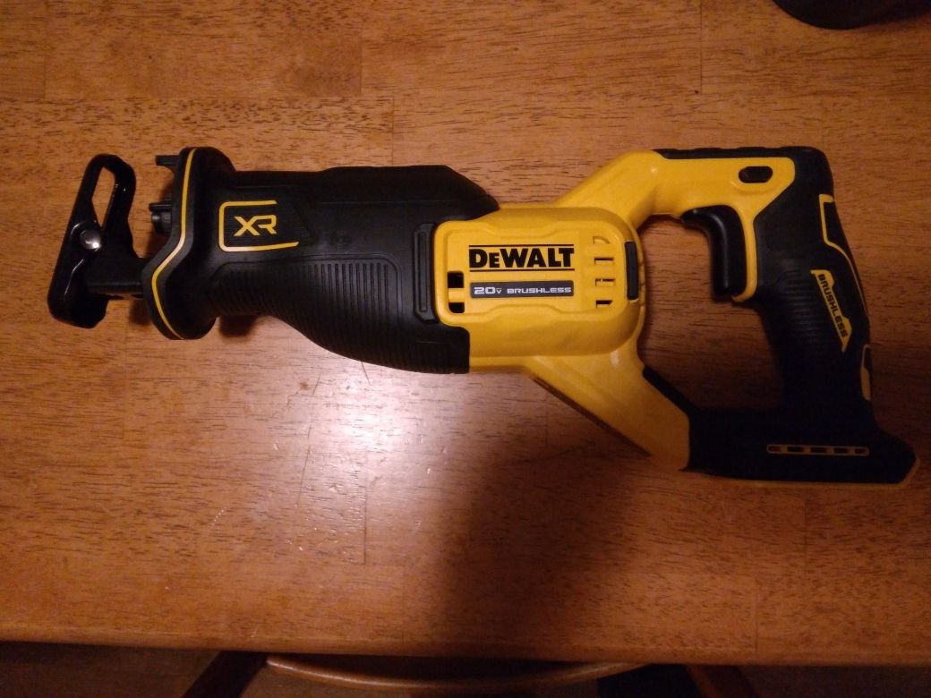 DeWalt 20-volt Max XR Brushless Sawzall Tool Only