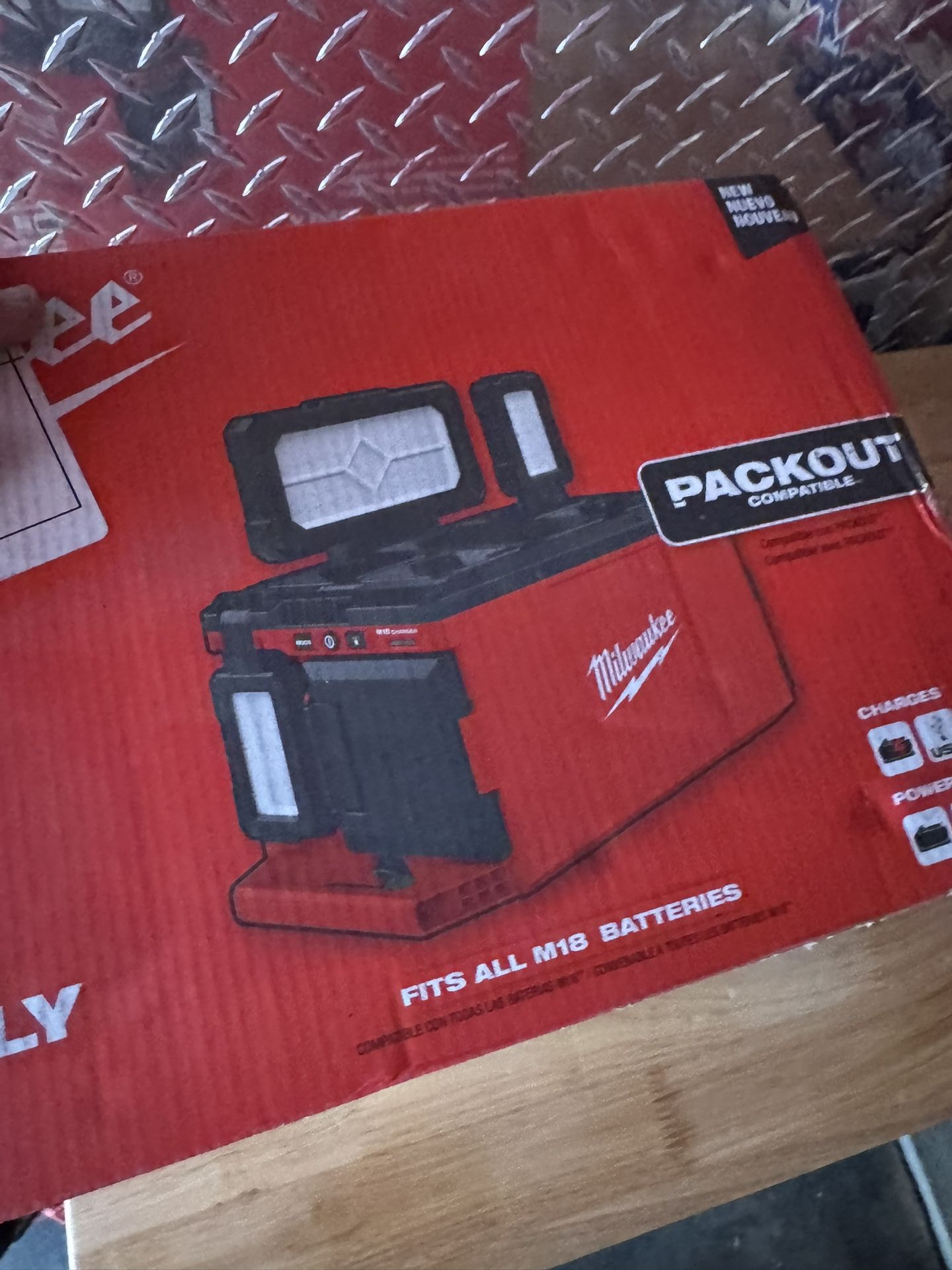 M18 Pack out Light 