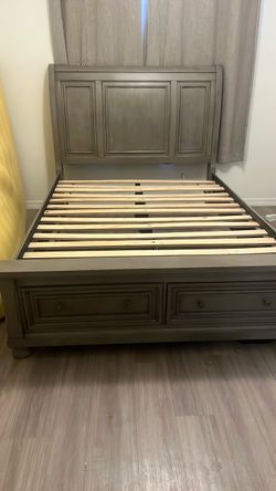 Queen size bed frame grey