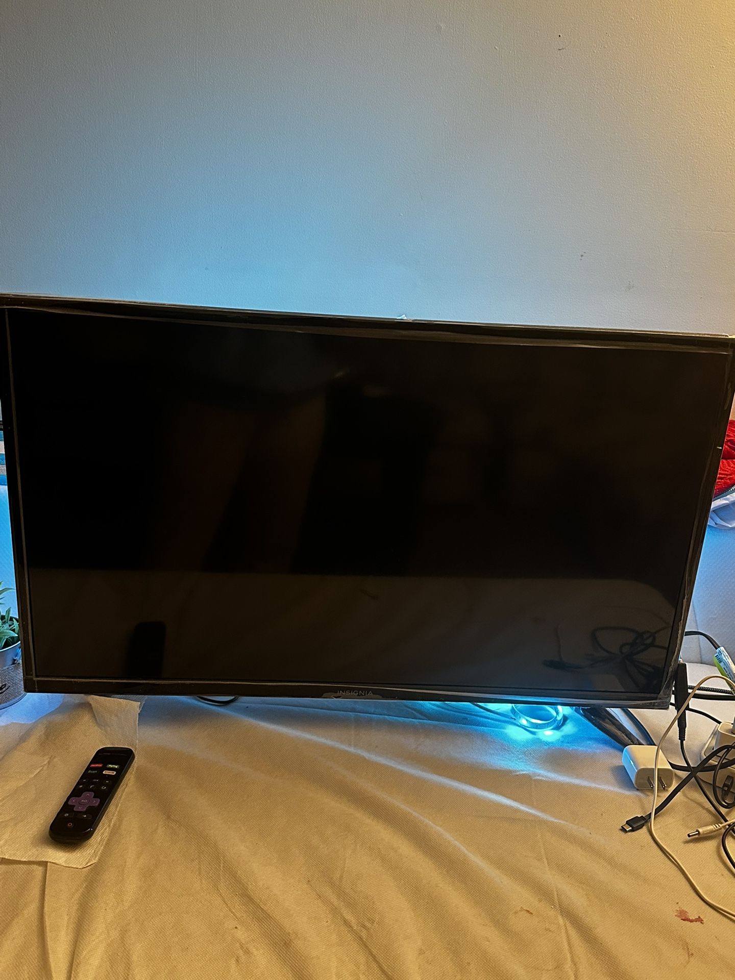 32 Inch Smart TV With Remote