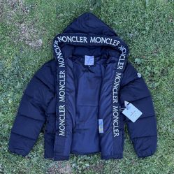 Moncler Montcla Puffer Designer Jacket