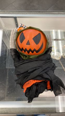 Shrouded Hanging Halloween Decor