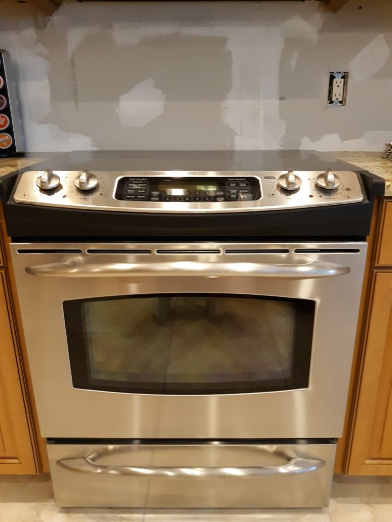 GE Profile slide in electric range. for Sale in Punta Gorda, FL OfferUp