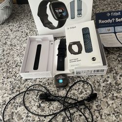 Fitbit Versa 4