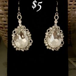 Paparazzi Signature collection & Earrings