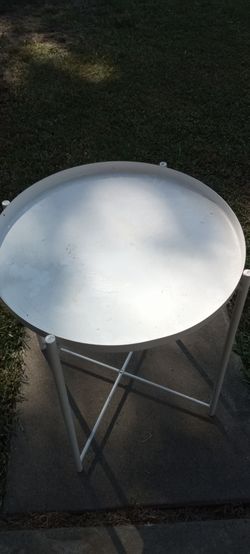 Round Plant Stand