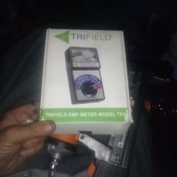 TRIFIELD EMF METER. 