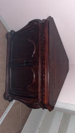 dresser