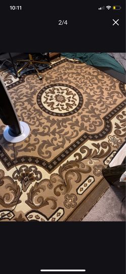 Selling Persian rug ASAP