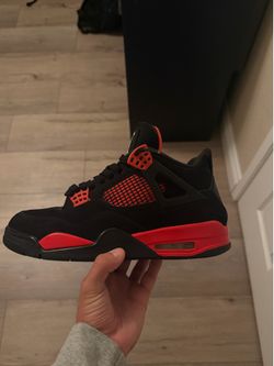 Men’s Jordan 4 ‘Red Thunder’