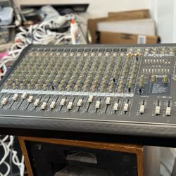 Yorkville AP 818 800watt Powered Stage Mixer