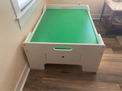 Kids Play Table/Train Table