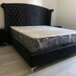 $899 Brand New King Bed Frame With Mattress (Read Description Below)