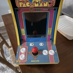 Ms PAC MAN Arcade Game