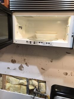 G e microwave 30in with hood perfect condition for sale 250$