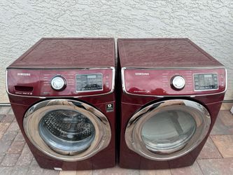Nice Samsung washed and gas dryer