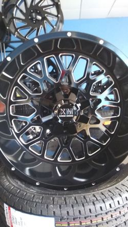 Set de rines 22x12 gloss black milled