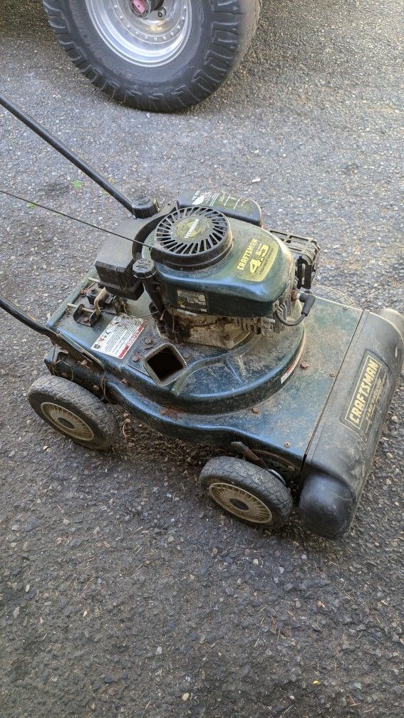 Craftsman 4.5 Vacuum Blower/ Mower