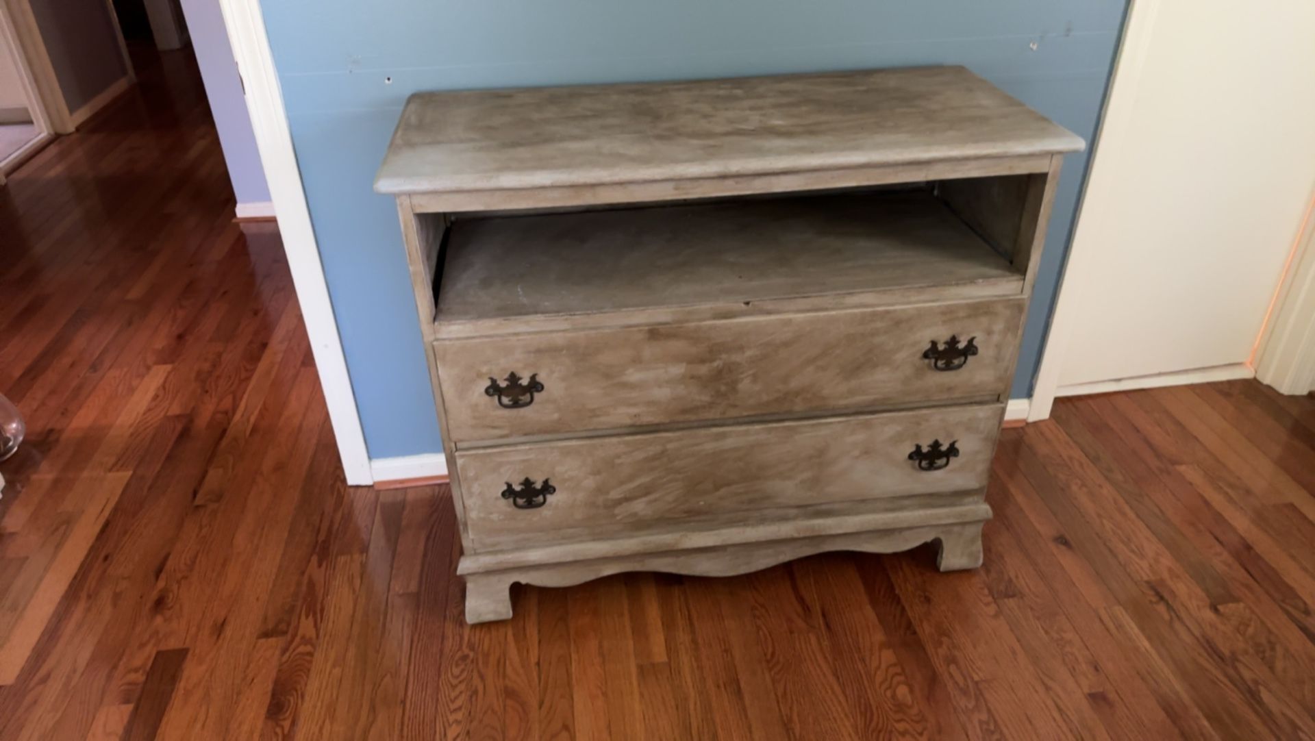 Cute Dresser Or Tv Stand 