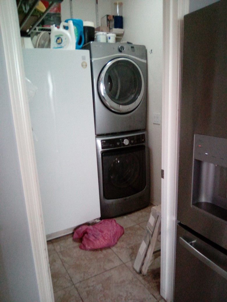 Washer And Dryer Stack