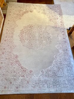 Sweet cream and pink traditional area rug 5 x 7’6