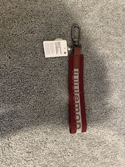 Lululemon Never Lost Keychain *Reflective Color Rockwood/Red Clay 