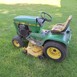 John Deere 210